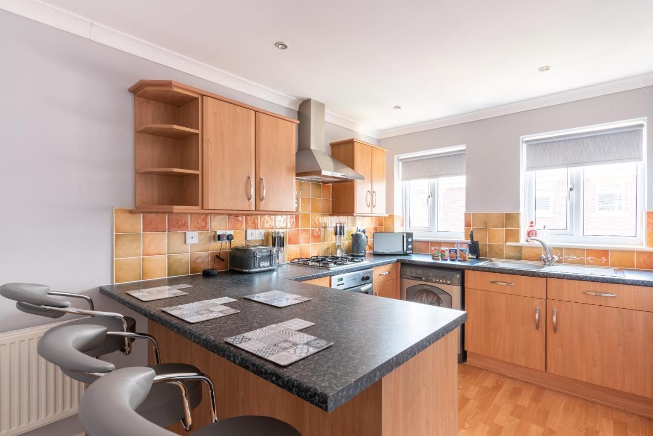 Apartment Number 4 *